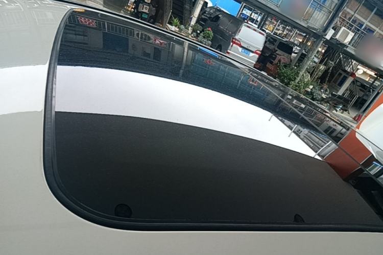 Used Geely Auto Emgrand GT 2016 1.8T Comfort Model Roof