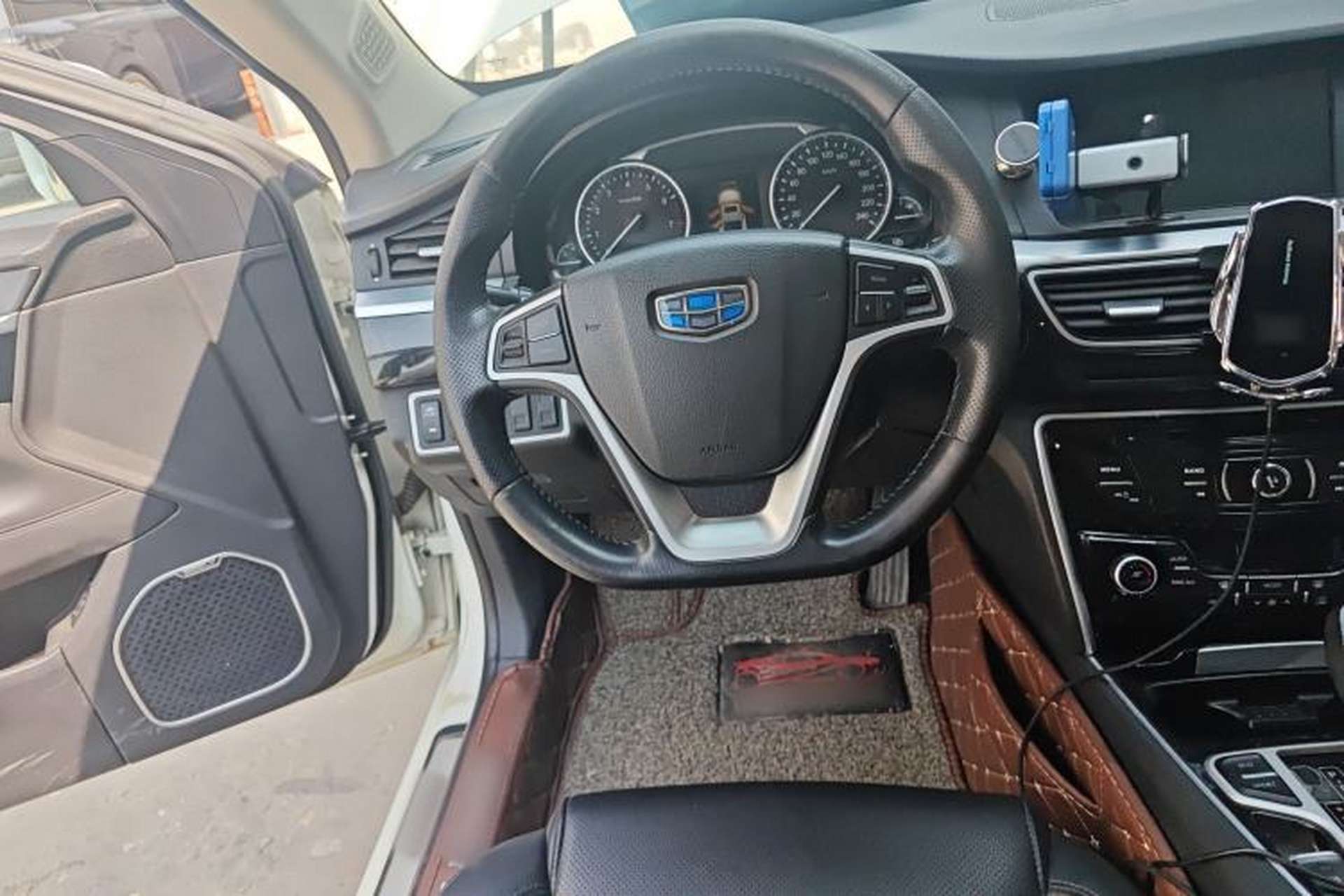 Used Geely Auto Emgrand GT 2016 2.4L Comfort Version Steering Wheel