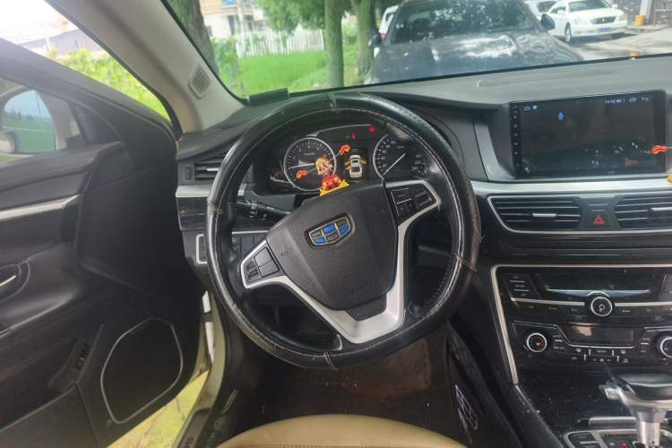 Used Geely Auto Emgrand GT 2016 1.8T Comfort Model Steering Wheel