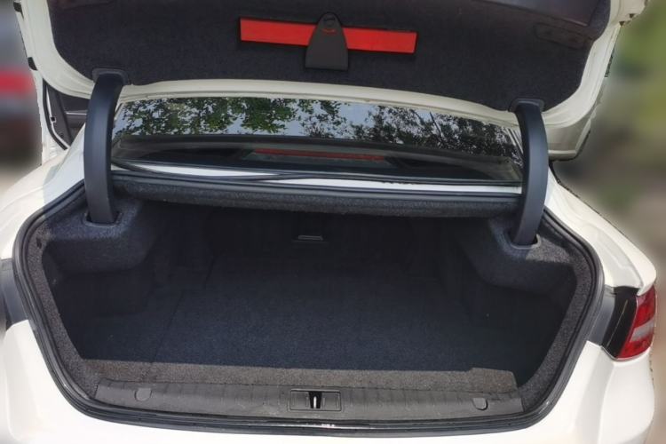Used Geely Auto Emgrand GT 2016 2.4L Comfort Version Trunk