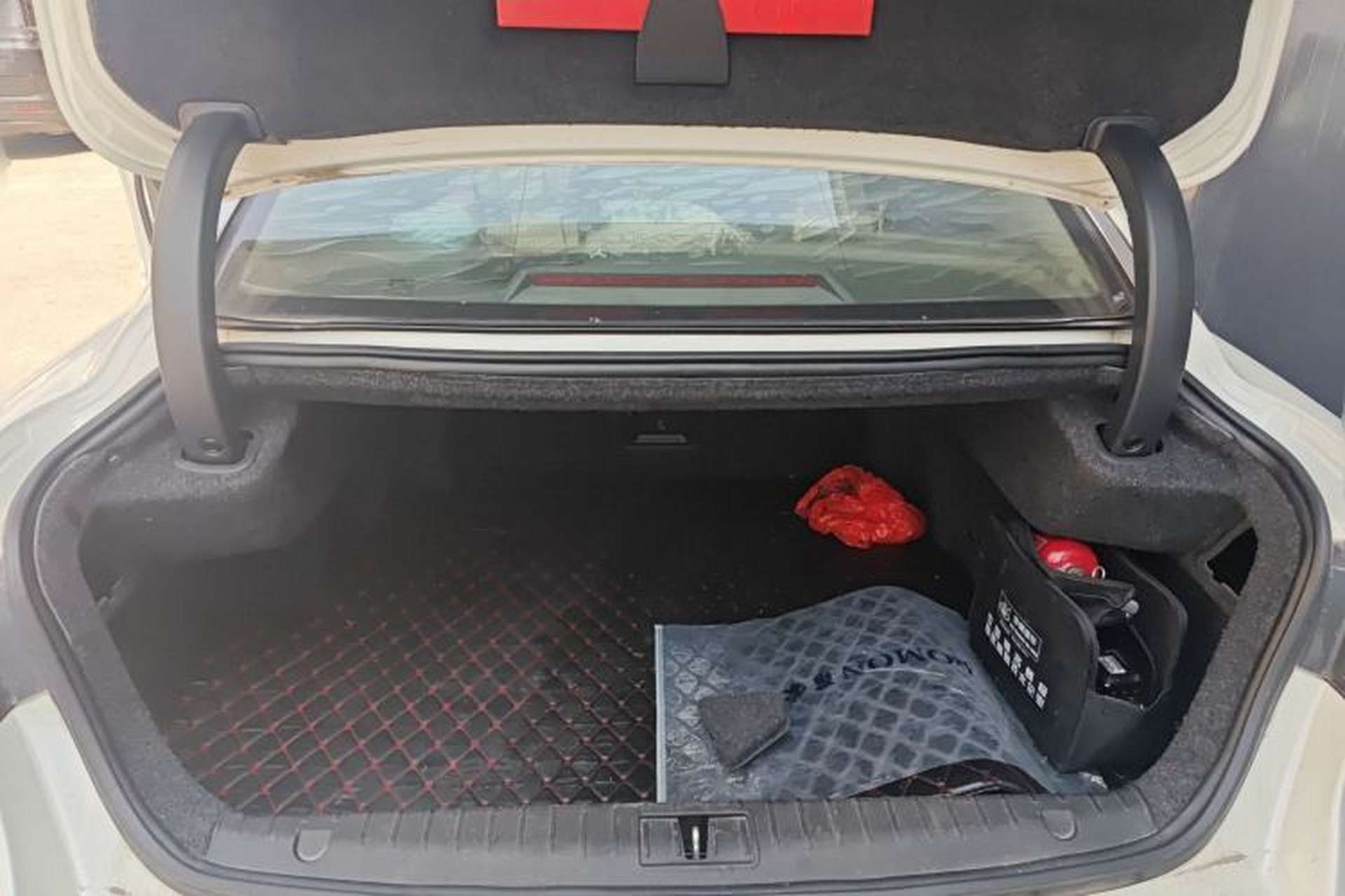 Used Geely Auto Emgrand GT 2016 2.4L Comfort Version Trunk