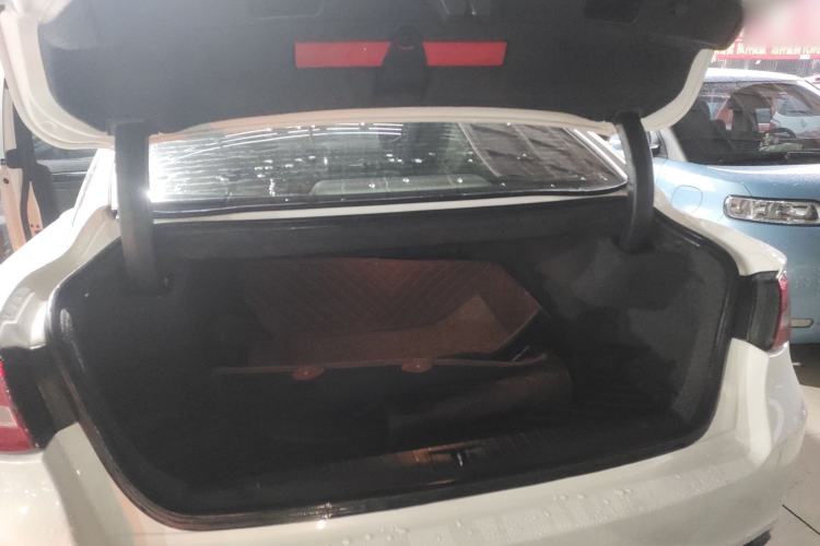 Used Geely Auto Emgrand GT 2016 2.4L Zunya Model Trunk