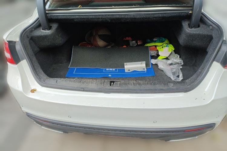 Used Geely Auto Emgrand GT 2016 1.8T Zunya Model Trunk