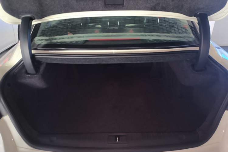 Used Geely Auto Emgrand GT 2016 1.8T Zunya Model Trunk
