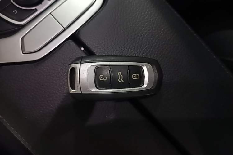 Used Geely Auto Emgrand GT 2016 2.4L Zunya Model Vehicle Key