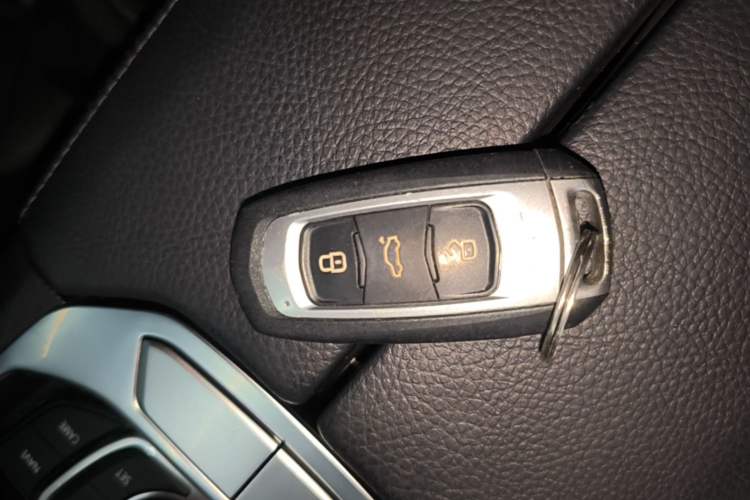 Used Geely Auto Emgrand GT 2016 1.8T Zunya Model Vehicle Key