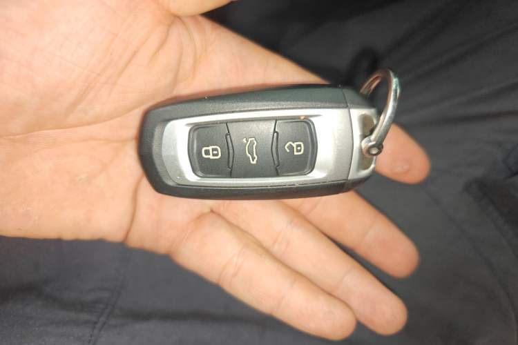 Used Geely Auto Emgrand GT 2016 2.4L Zunya Model Vehicle Key
