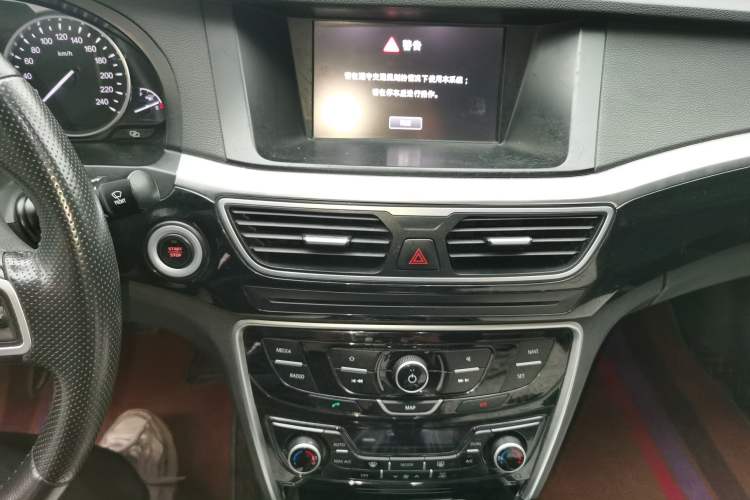 Used Geely Auto Emgrand GT 2016 1.8T Zunya Model Audio And AC Panel