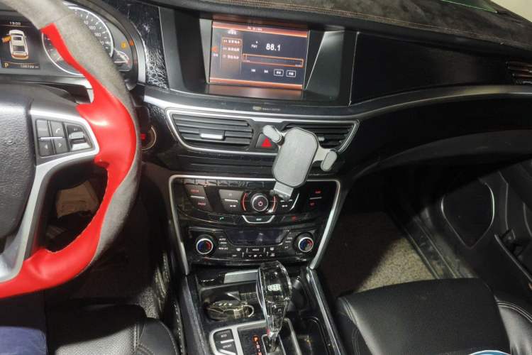 Used Geely Auto Emgrand GT 2016 1.8T Zunya Model Audio And AC Panel