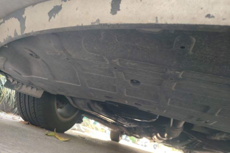 Used Geely Auto Emgrand GT 2016 2.4L Zunya Model Chassis Front Right
