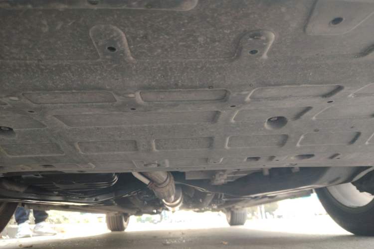 Used Geely Auto Emgrand GT 2016 2.4L Zunya Model Chassis Front