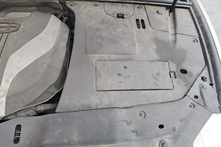 Used Geely Auto Emgrand GT 2016 1.8T Zunya Model Engine Bay Left