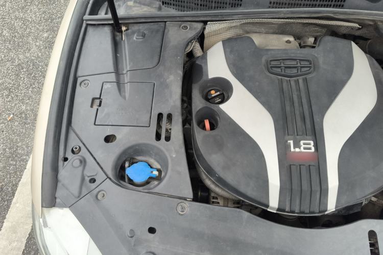 Used Geely Auto Emgrand GT 2016 1.8T Zunya Model Engine Bay Right