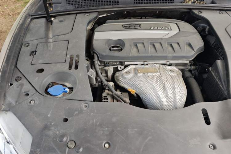 Used Geely Auto Emgrand GT 2016 2.4L Comfort Version Engine Bay Right
