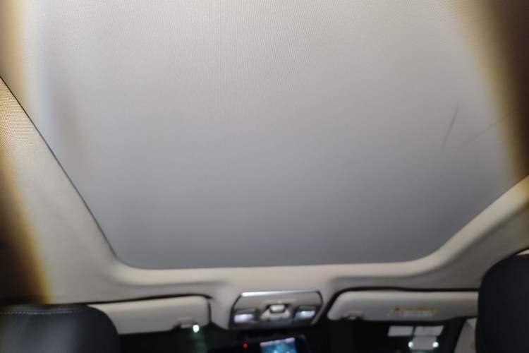 Used Geely Auto Emgrand GT 2016 2.4L Zunya Model Headliner
