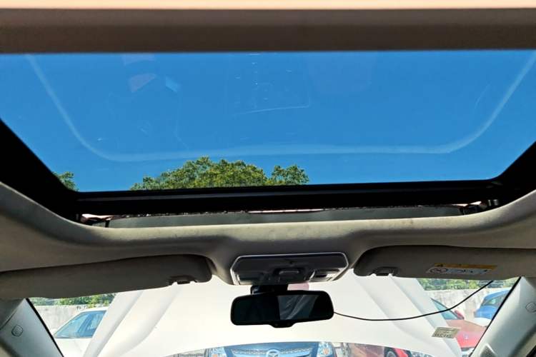 Used Geely Auto Emgrand GT 2016 1.8T Zunya Model Headliner