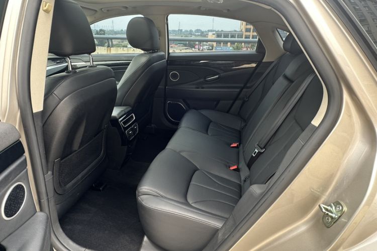 Used Geely Auto Emgrand GT 2016 2.4L Zunya Model Interior 2
