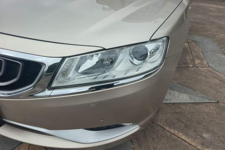 Used Geely Auto Emgrand GT 2016 1.8T Comfort Model Left Front Headlight