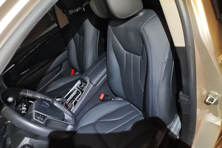 Used Geely Auto Emgrand GT 2016 2.4L Zunya Model Left Front Seat