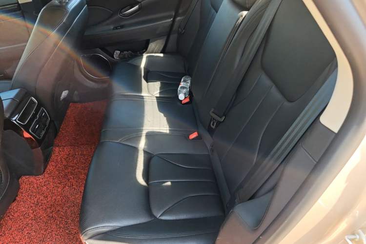 Used Geely Auto Emgrand GT 2016 1.8T Zunya Model Left Rear Seat