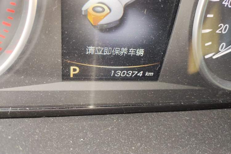 Used Geely Auto Emgrand GT 2016 2.4L Zunya Model Odometer Close Up