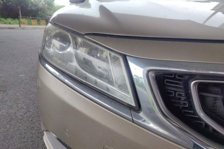 Used Geely Auto Emgrand GT 2016 1.8T Zunya Model Right Front Headlight