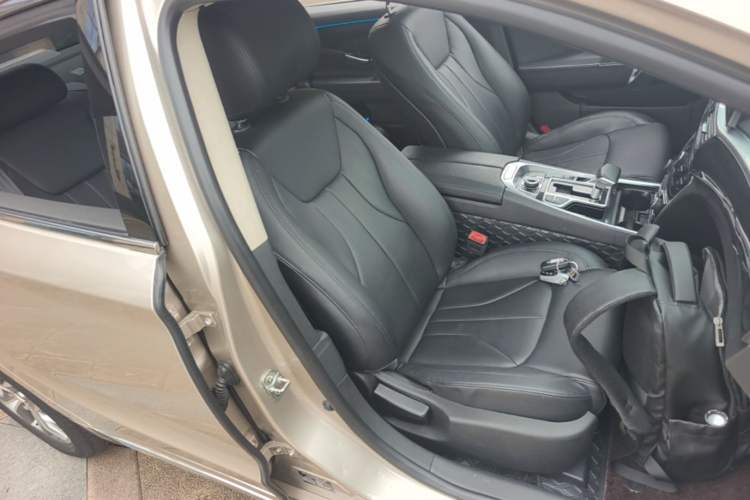 Used Geely Auto Emgrand GT 2016 1.8T Comfort Model Right Front Seat