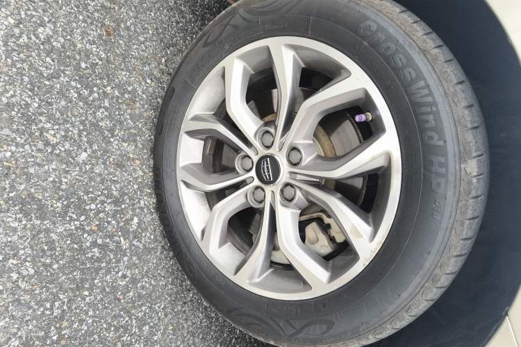 Used Geely Auto Emgrand GT 2016 1.8T Zunya Model Right Front Wheel Hub