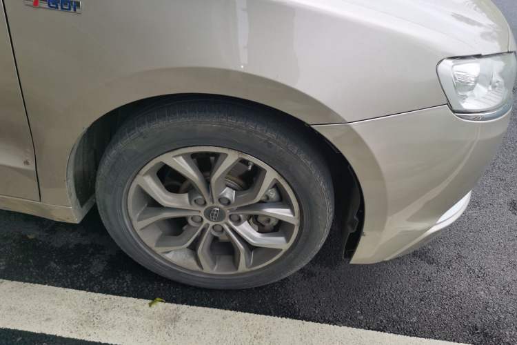 Used Geely Auto Emgrand GT 2016 1.8T Zunya Model Right Front Wheel Hub