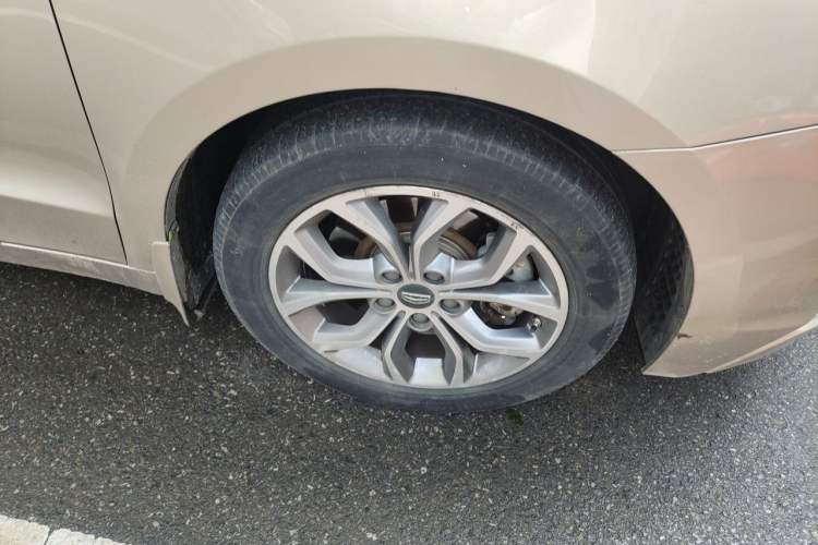Used Geely Auto Emgrand GT 2016 2.4L Zunya Model Right Front Wheel Hub