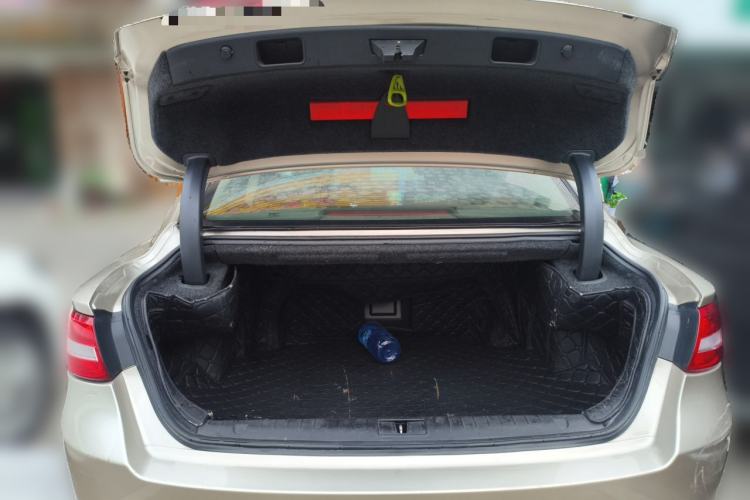 Used Geely Auto Emgrand GT 2016 1.8T Zunya Model Trunk