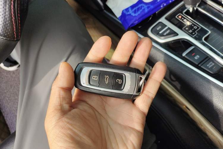 Used Geely Auto Emgrand GT 2016 2.4L Zunya Model Vehicle Key