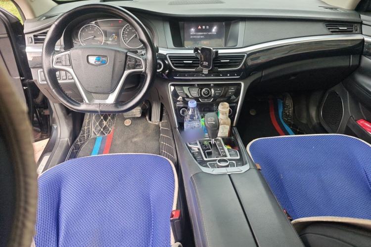 Used Geely Auto Emgrand GT 2017 1.8T Flagship Model Center Console