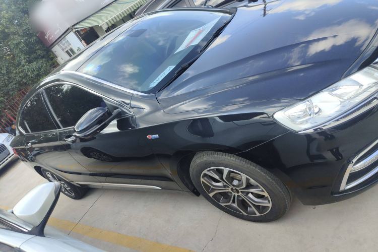 Used Geely Auto Emgrand GT 2017 1.8T Luxury Model Exterior 2