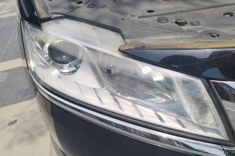 Used Geely Auto Emgrand GT 2017 2.4L Comfort Model Right Front Headlight