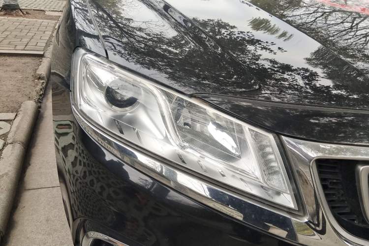 Used Geely Auto Emgrand GT 2017 1.8T Luxury Model Right Front Headlight