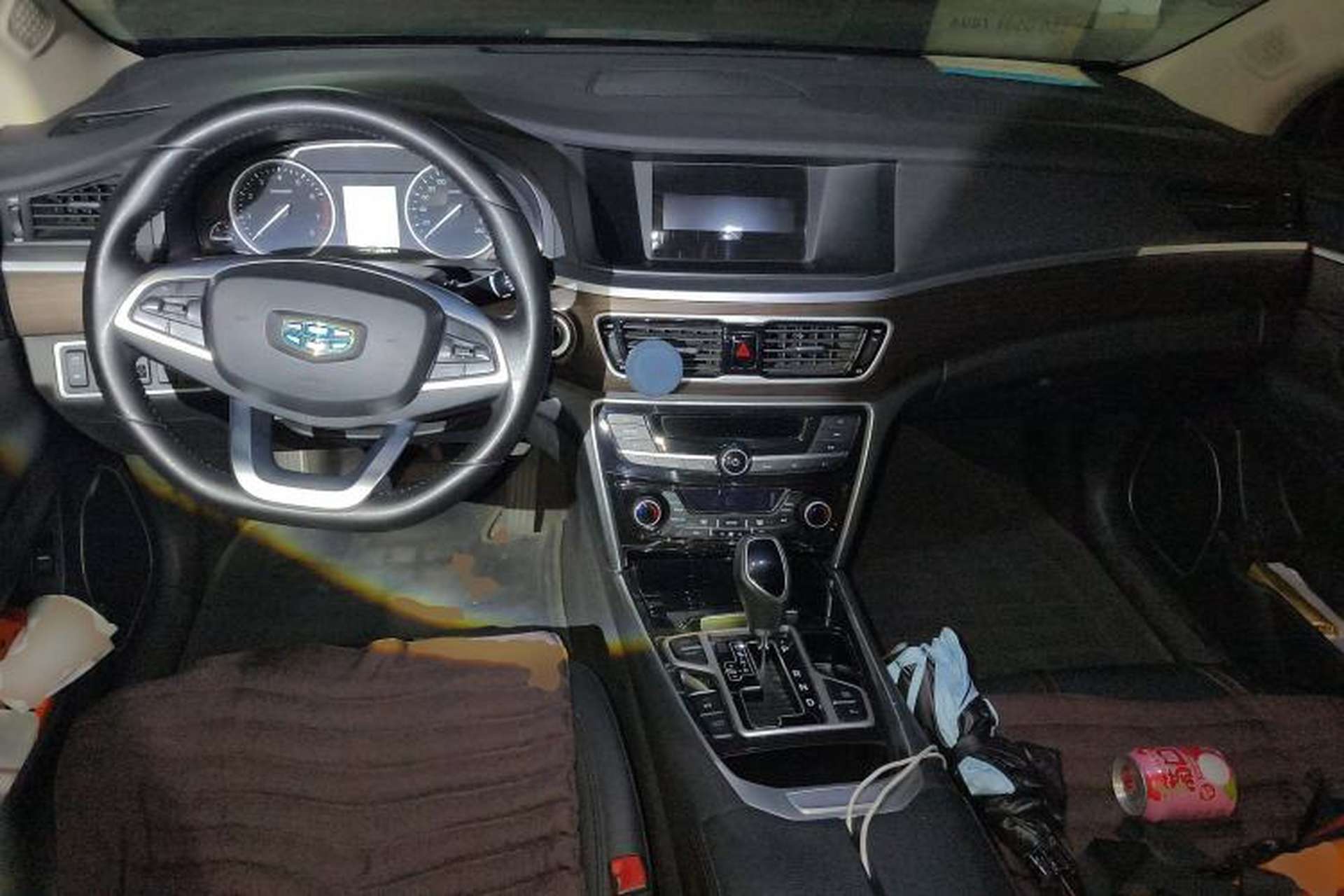 Used Geely Auto Emgrand GT 2017 2.4L Comfort Model Center Console