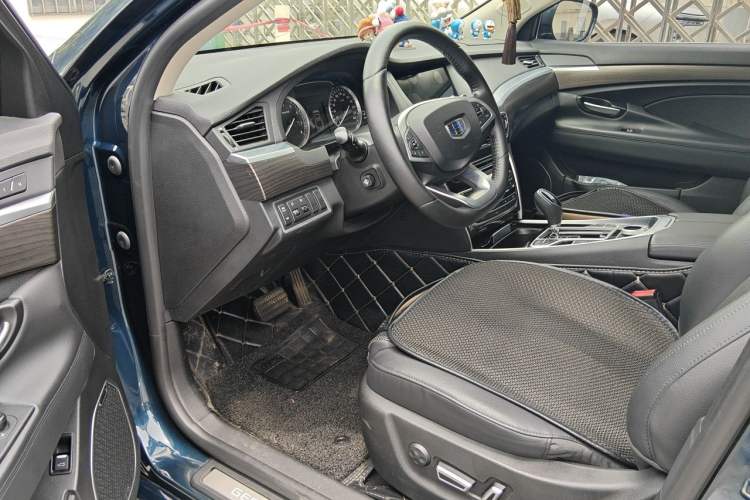 Used Geely Auto Emgrand GT 2017 1.8T Luxury Model Driver Seat