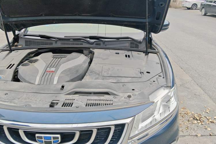 Used Geely Auto Emgrand GT 2017 1.8T Luxury Model Engine Bay Left