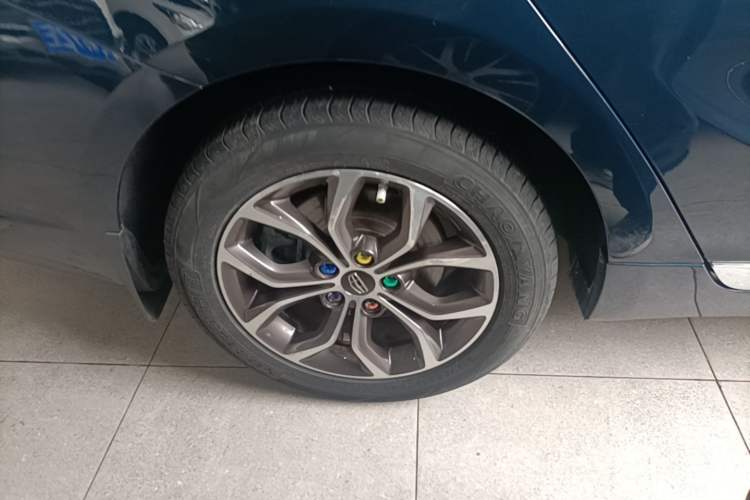 Used Geely Auto Emgrand GT 2017 2.4L Comfort Model Exterior 5