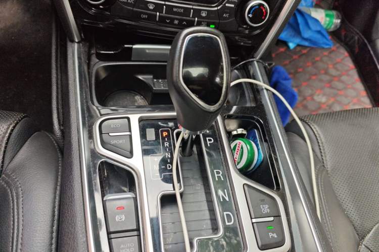 Used Geely Auto Emgrand GT 2017 1.8T Flagship 4G Edition Gear Lever