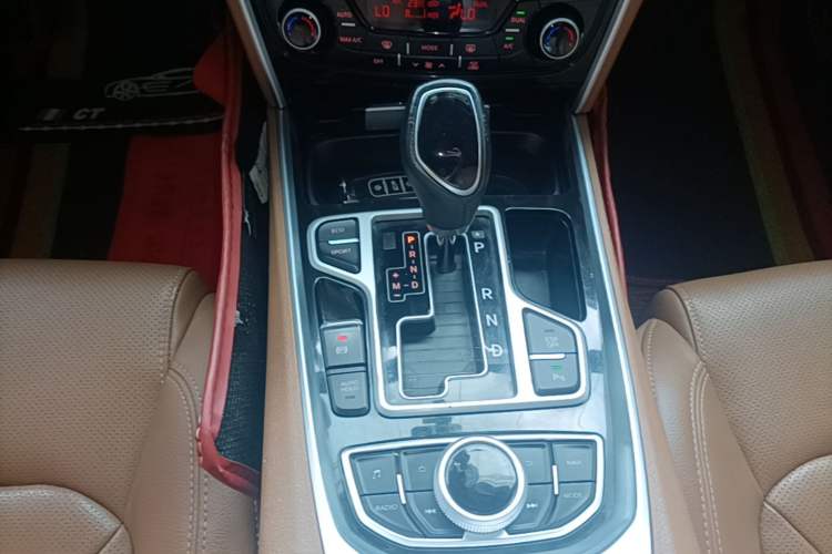 Used Geely Auto Emgrand GT 2017 2.4L Comfort Model Gear Lever