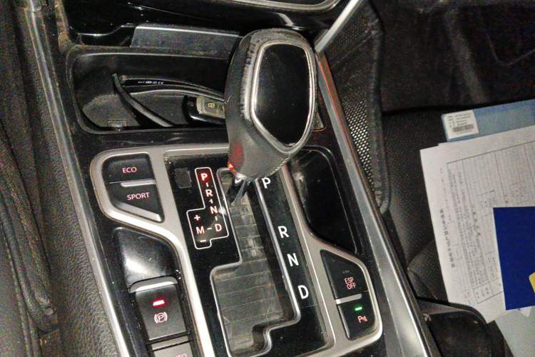 Used Geely Auto Emgrand GT 2017 2.4L Luxury Model Gear Lever