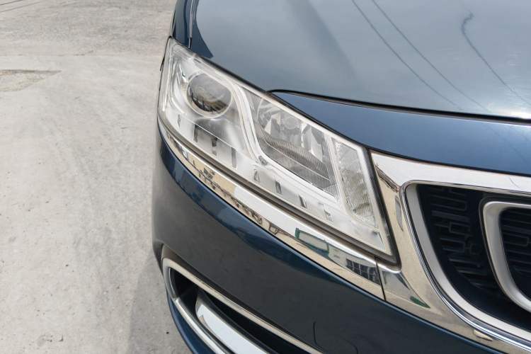 Used Geely Auto Emgrand GT 2017 1.8T Luxury Model Right Front Headlight