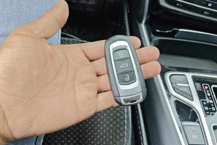 Used Geely Auto Emgrand GT 2017 1.8T Luxury Model Vehicle Key
