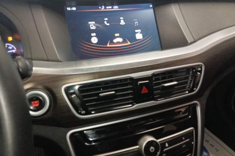 Used Geely Auto Emgrand GT 2017 2.4L Luxury Model Audio And AC Panel