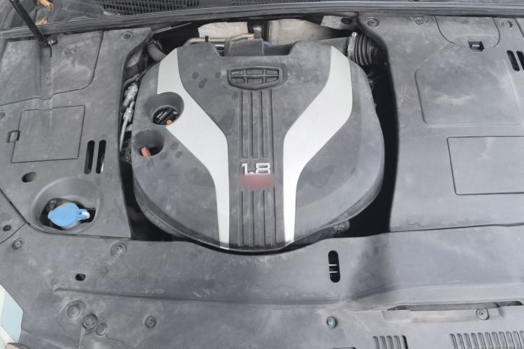 Used Geely Auto Emgrand GT 2017 1.8T Luxury Model Engine Bay