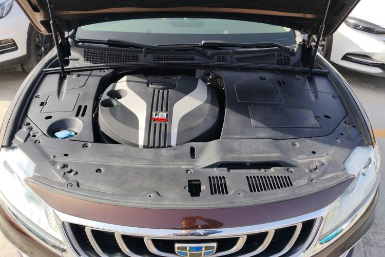 Used Geely Auto Emgrand GT 2017 1.8T Luxury Model Engine Bay