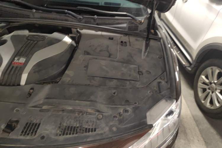 Used Geely Auto Emgrand GT 2017 1.8T Flagship 4G Edition Engine Bay Left