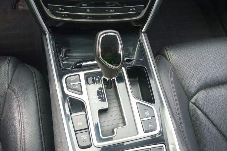 Used Geely Auto Emgrand GT 2017 2.4L Zunya Model Gear Lever